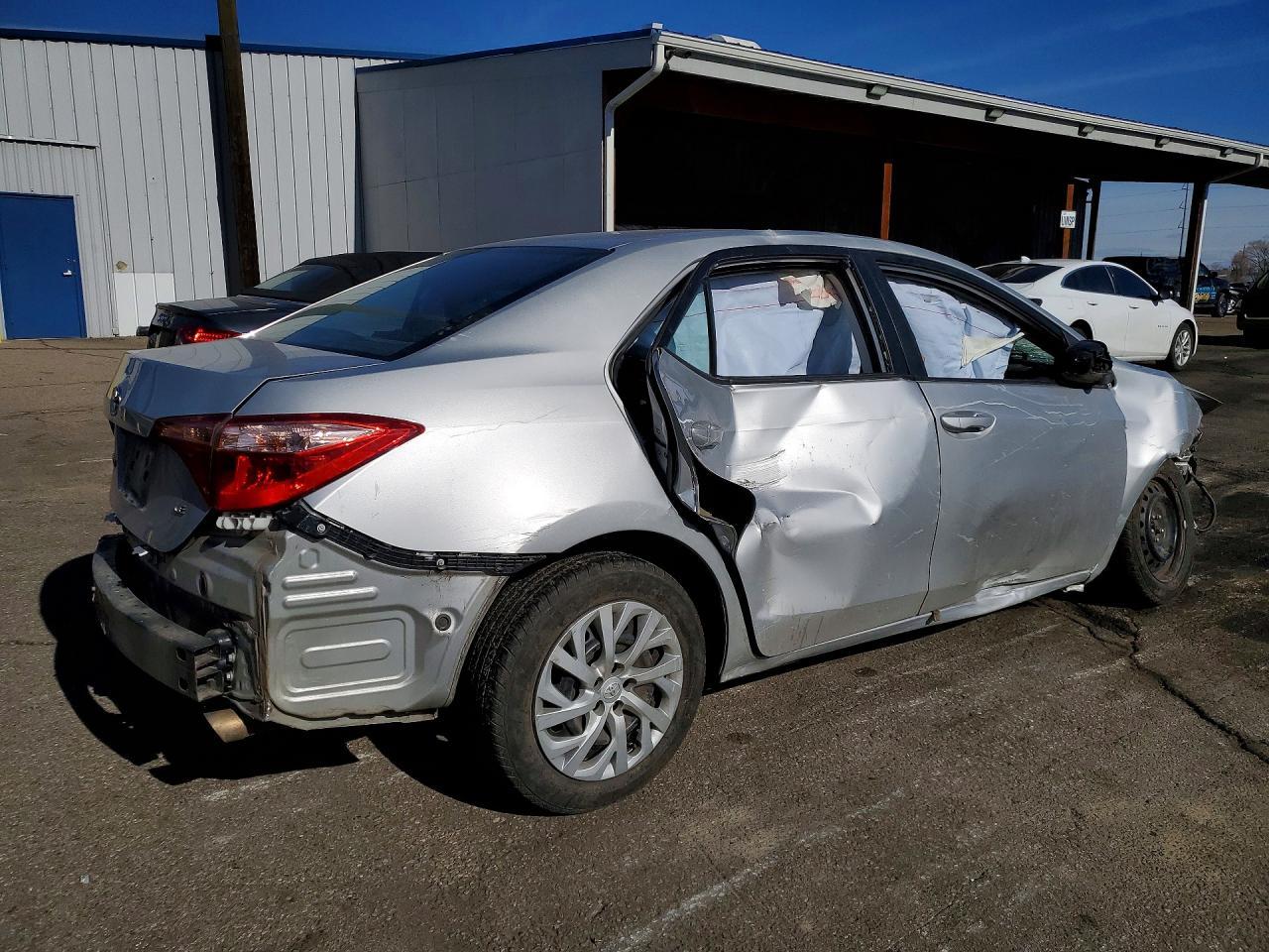 2018 TOYOTA COROLLA