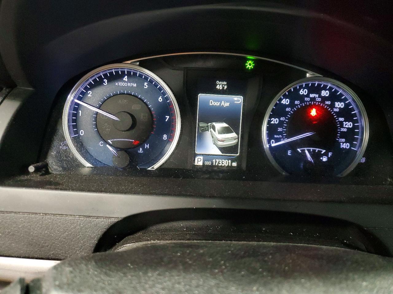 2016 TOYOTA CAMRY