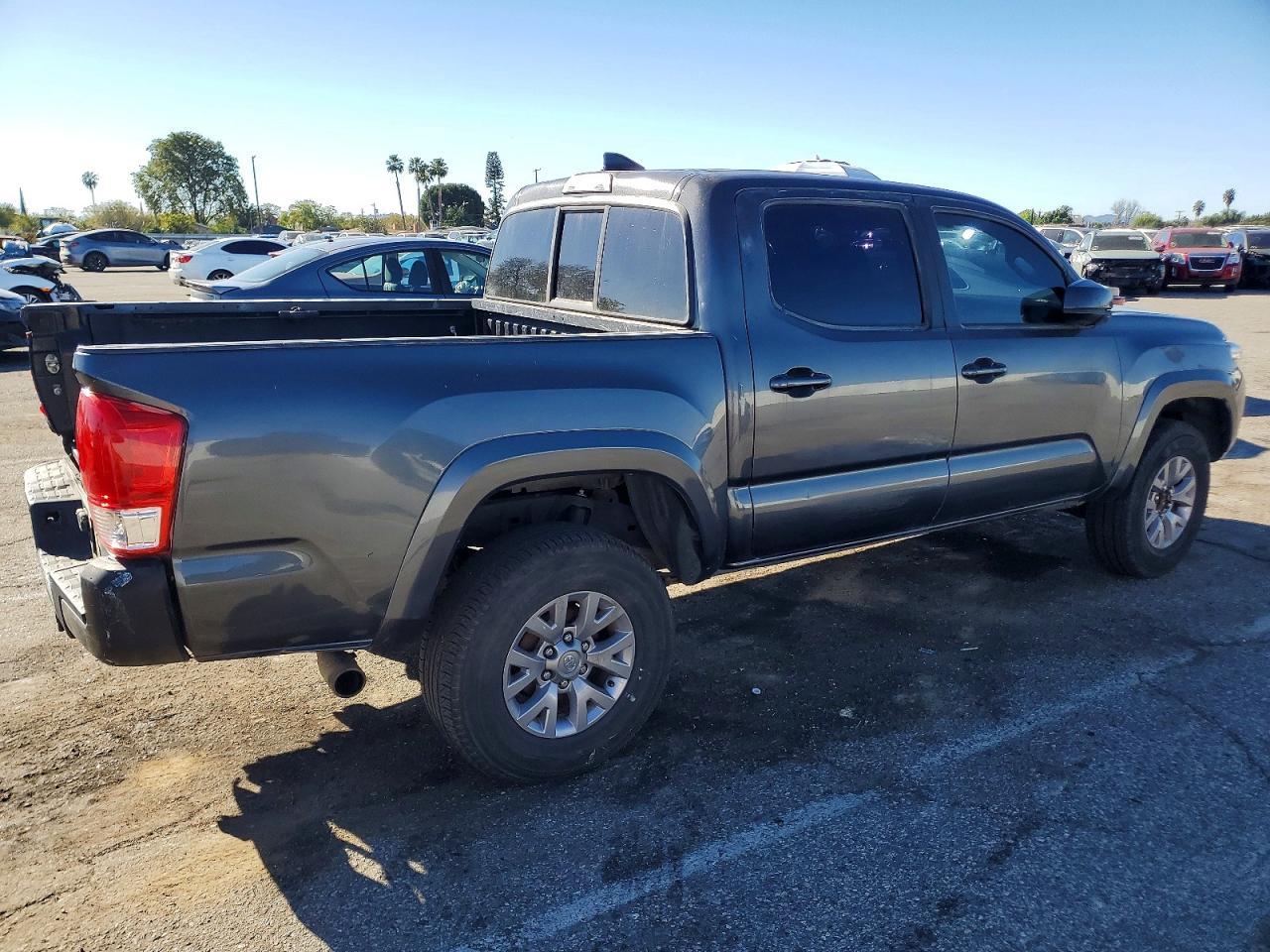 2016 TOYOTA TACOMA