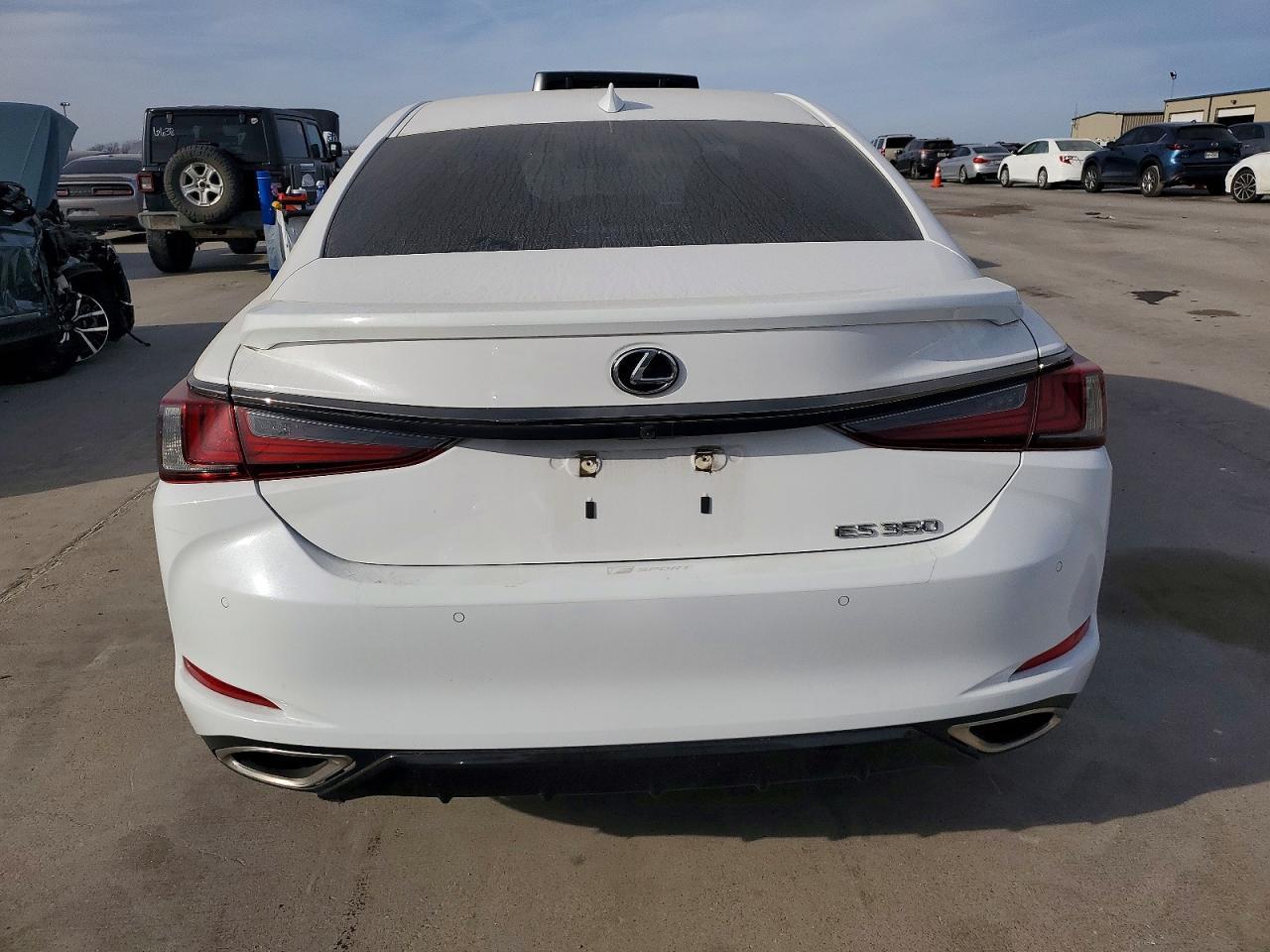 2022 LEXUS ES 350