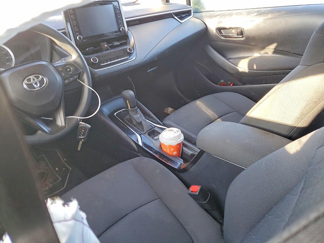 2022 TOYOTA COROLLA