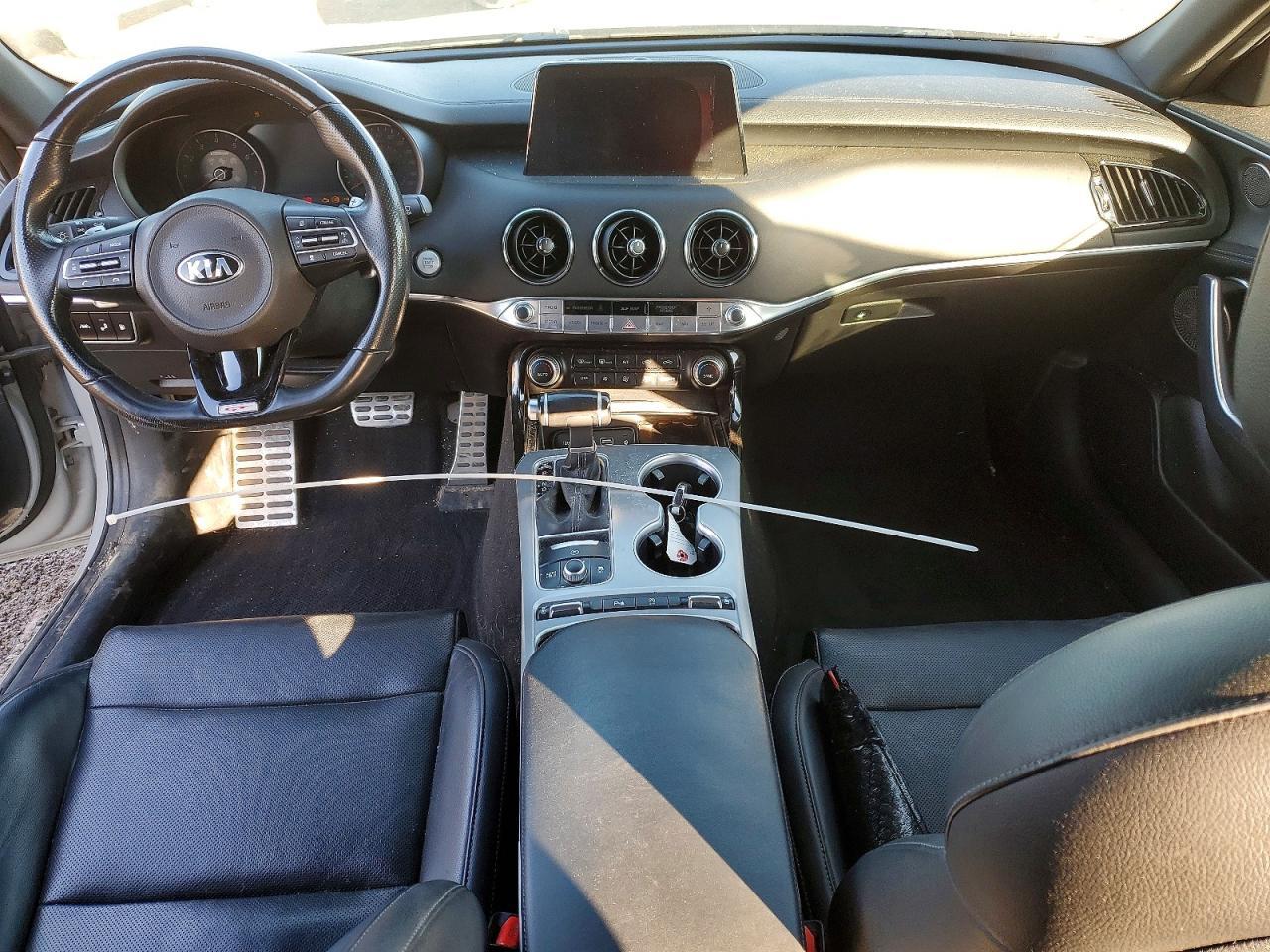 2020 KIA Stinger