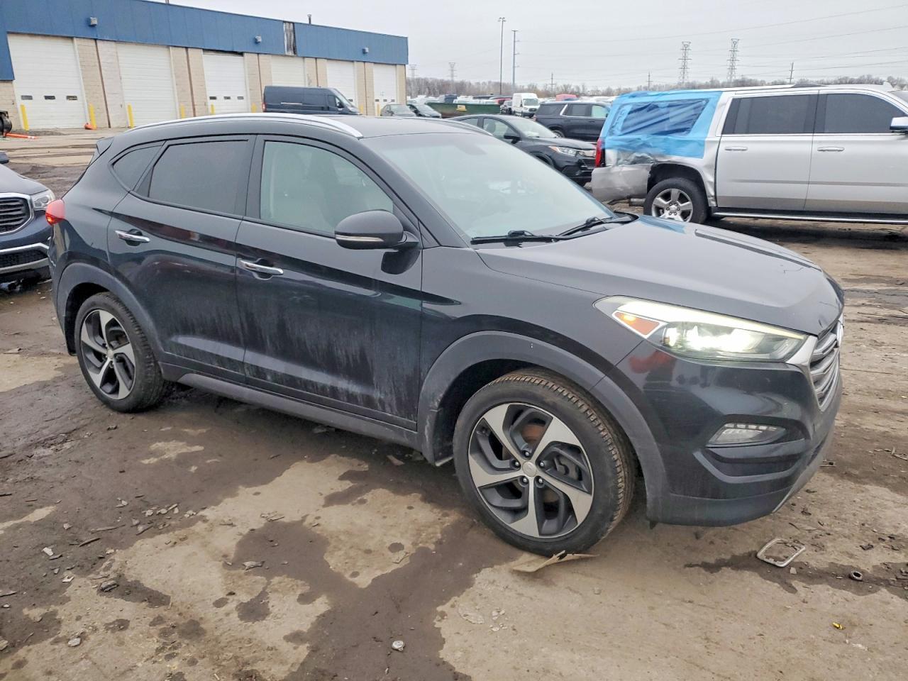 2016 HYUNDAI TUCSON