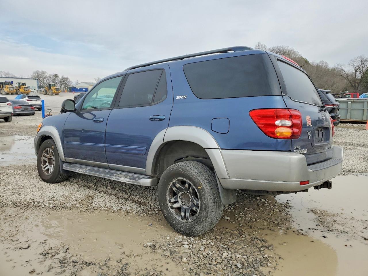 2003 TOYOTA Sequoia