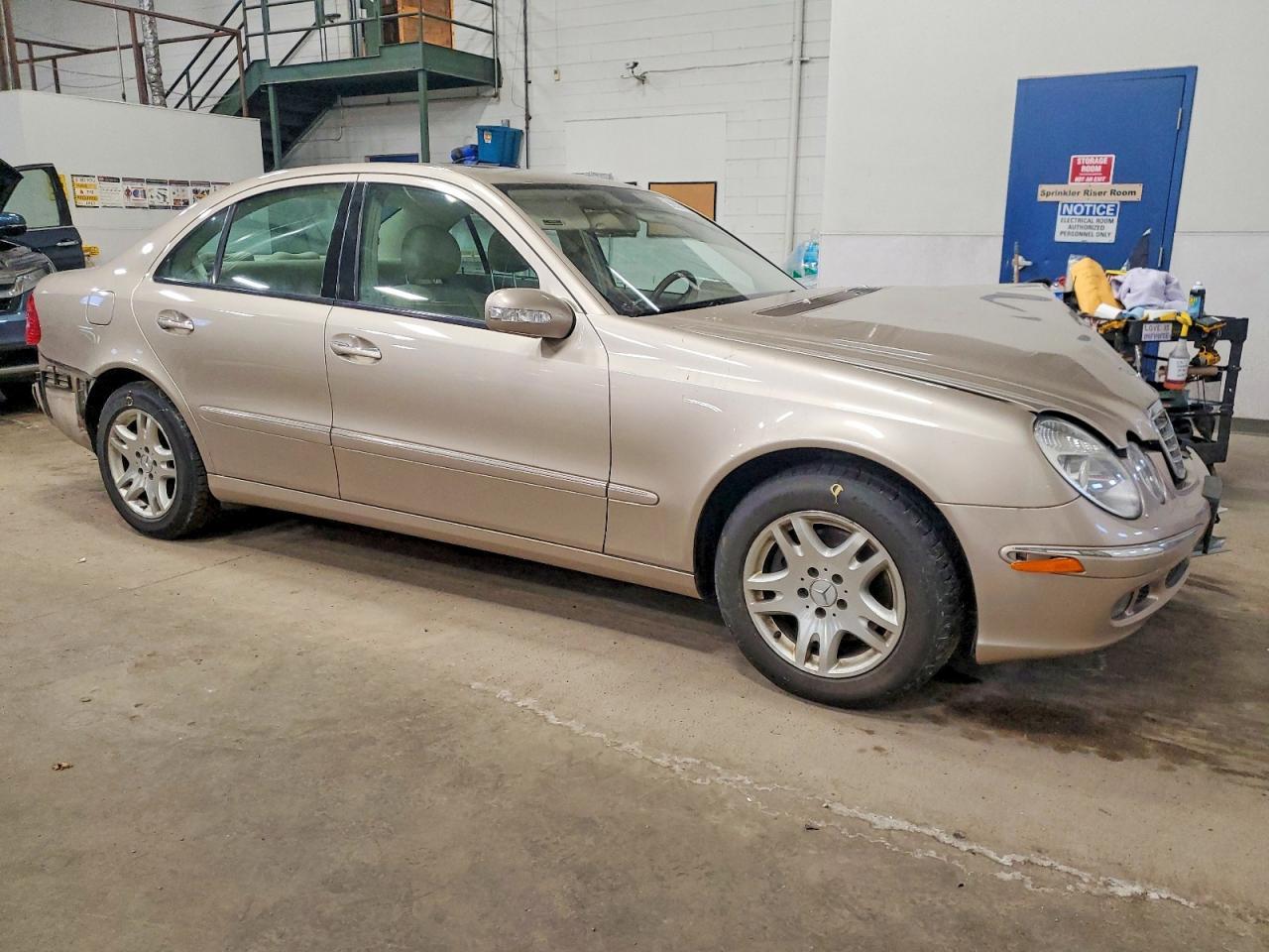 2006 MERCEDES-BENZ E-Class