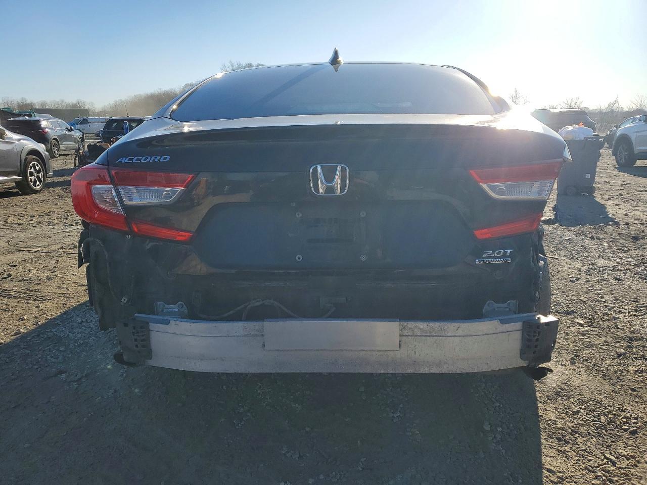 2018 HONDA ACCORD