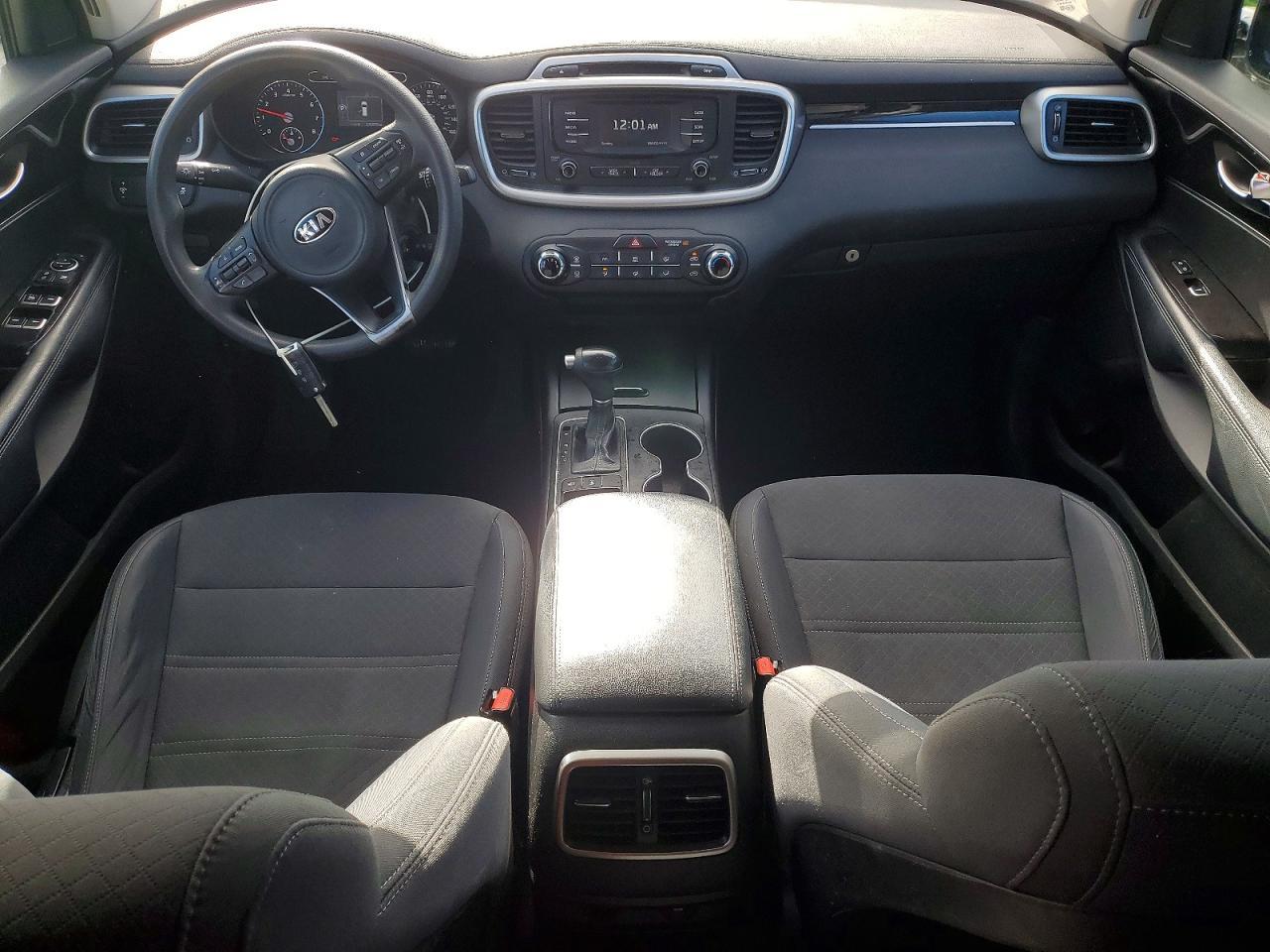 2017 KIA SORENTO