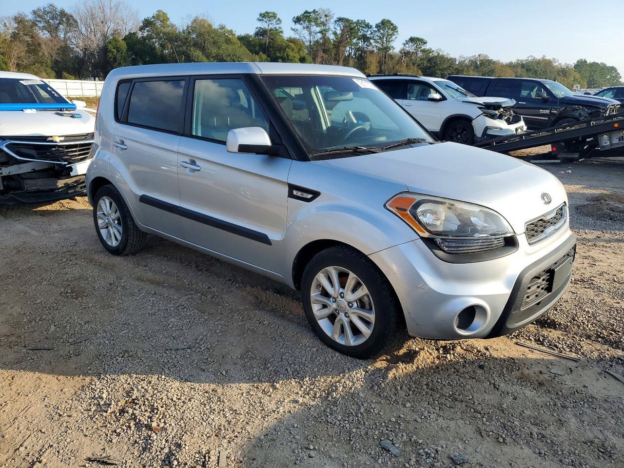 2013 KIA SOUL
