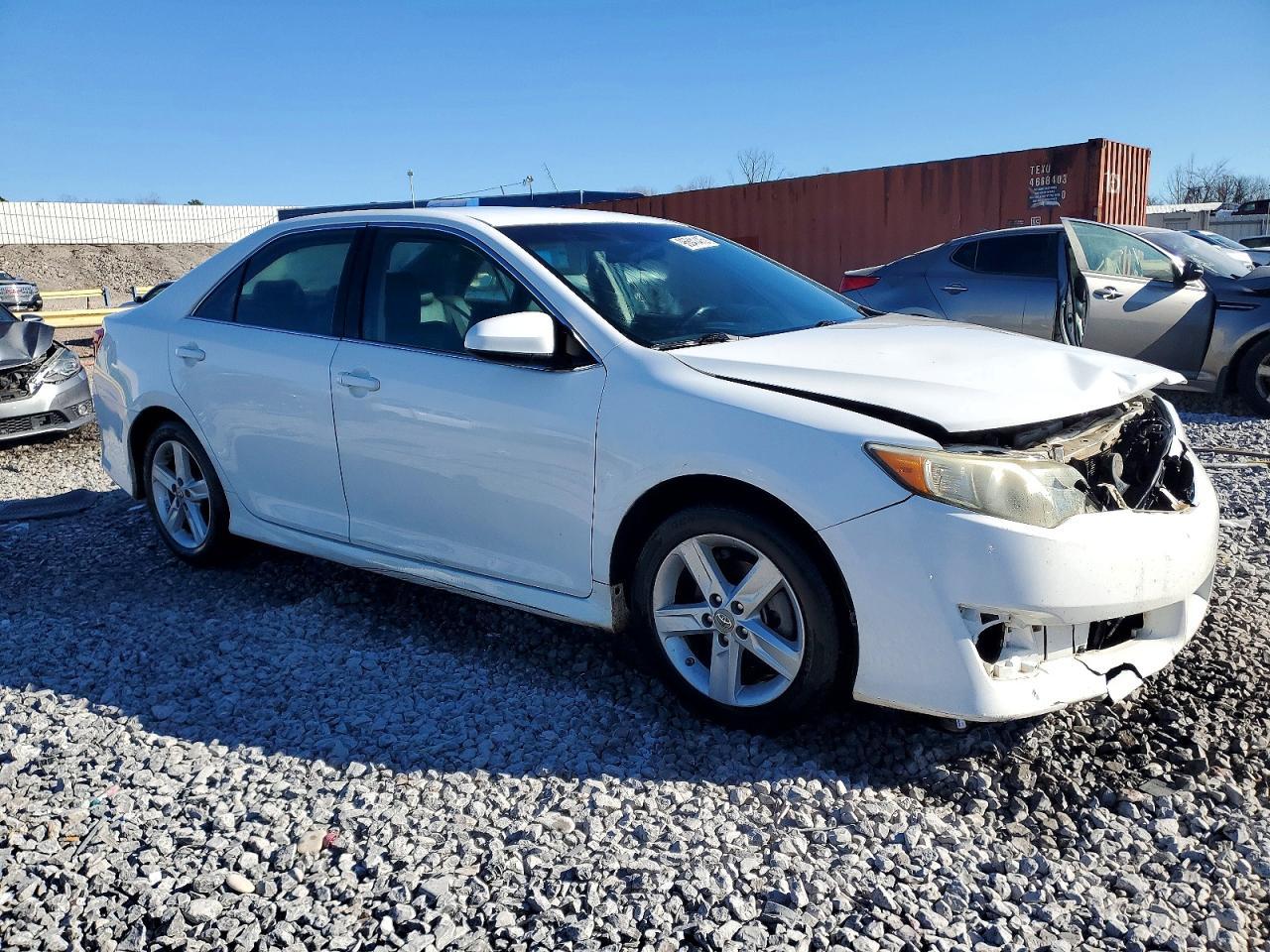 2012 TOYOTA CAMRY