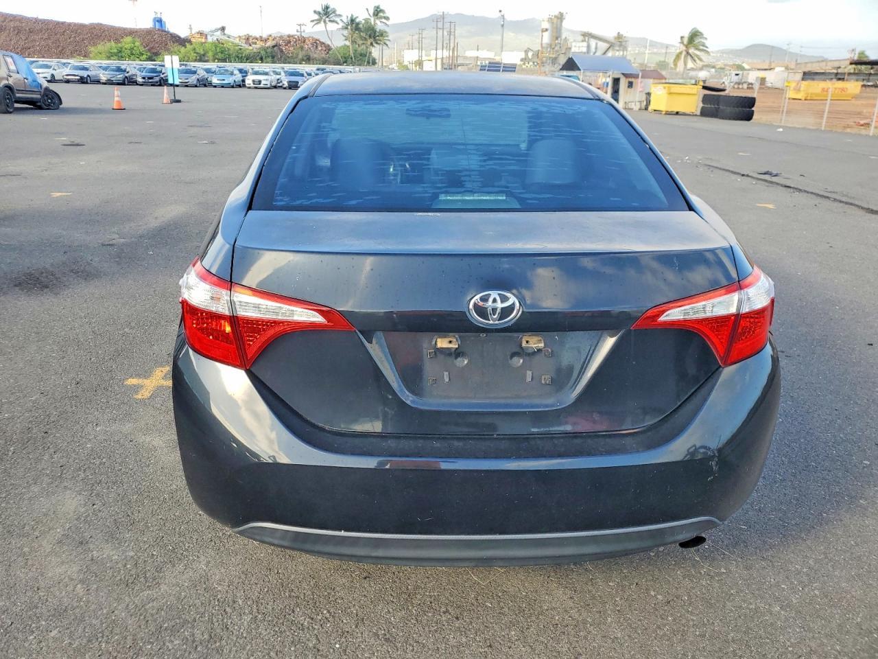 2016 TOYOTA COROLLA