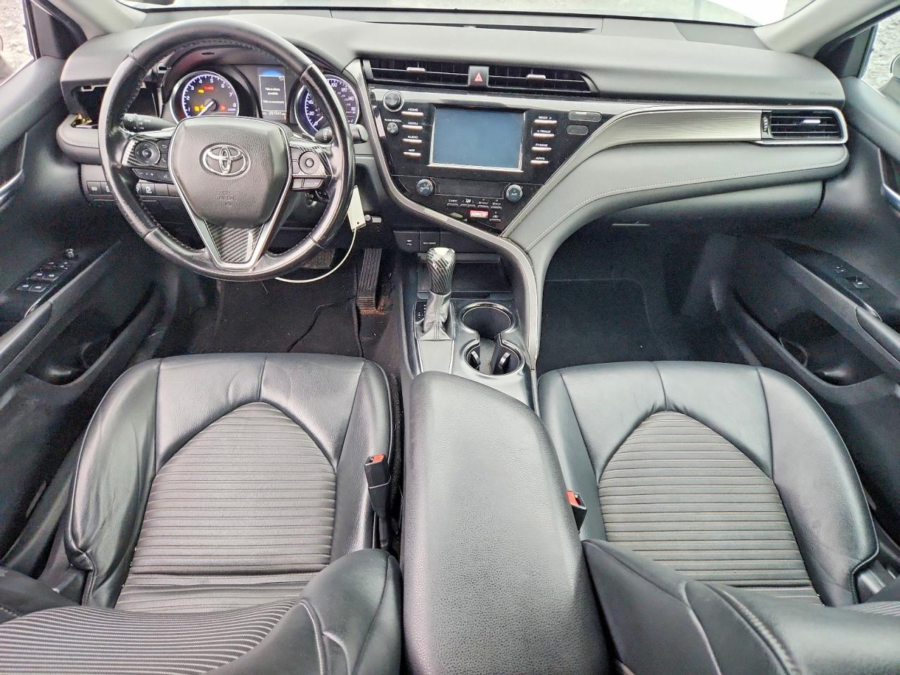 2019 TOYOTA CAMRY