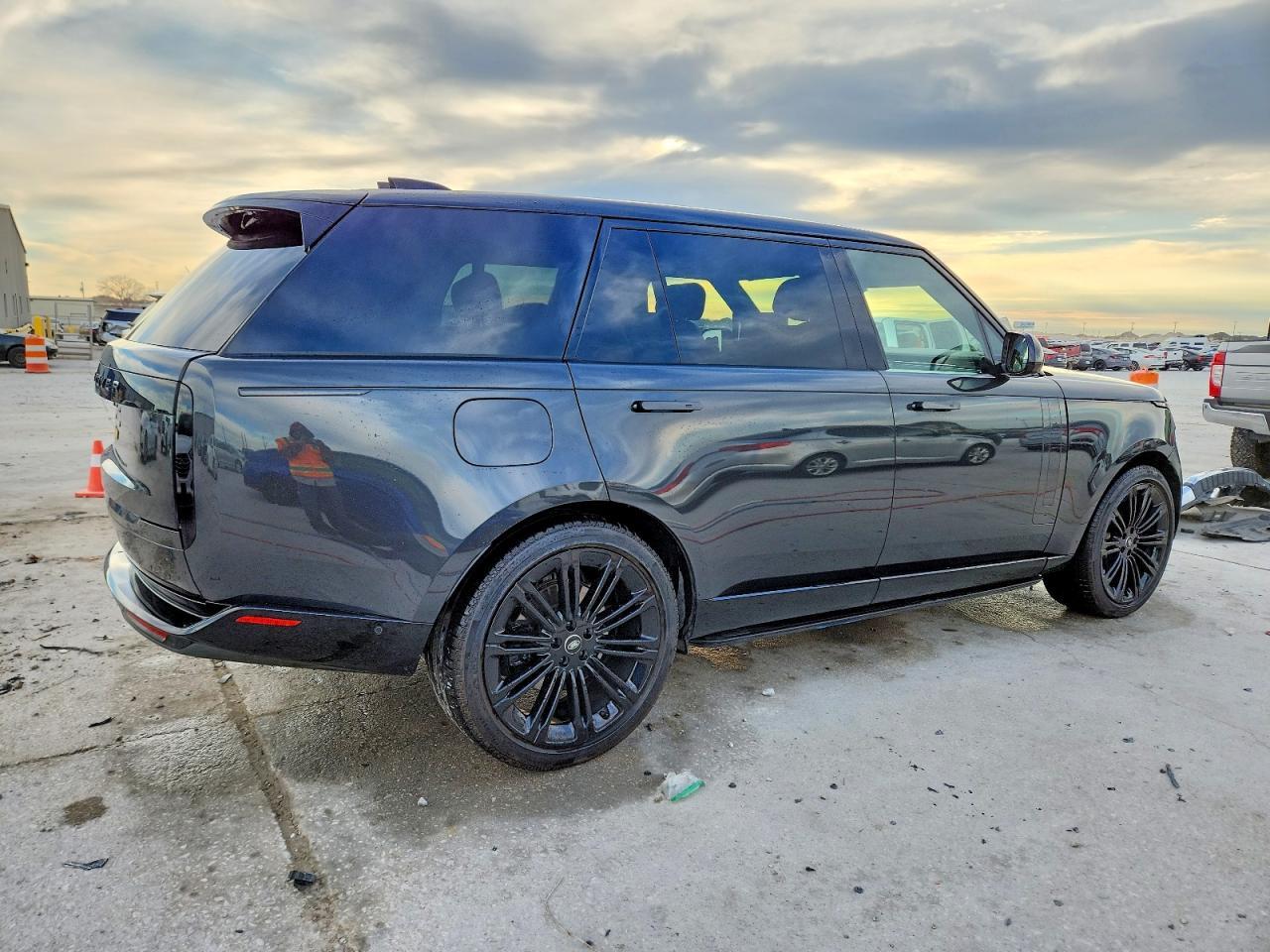 2025 LAND ROVER RANGE ROVER