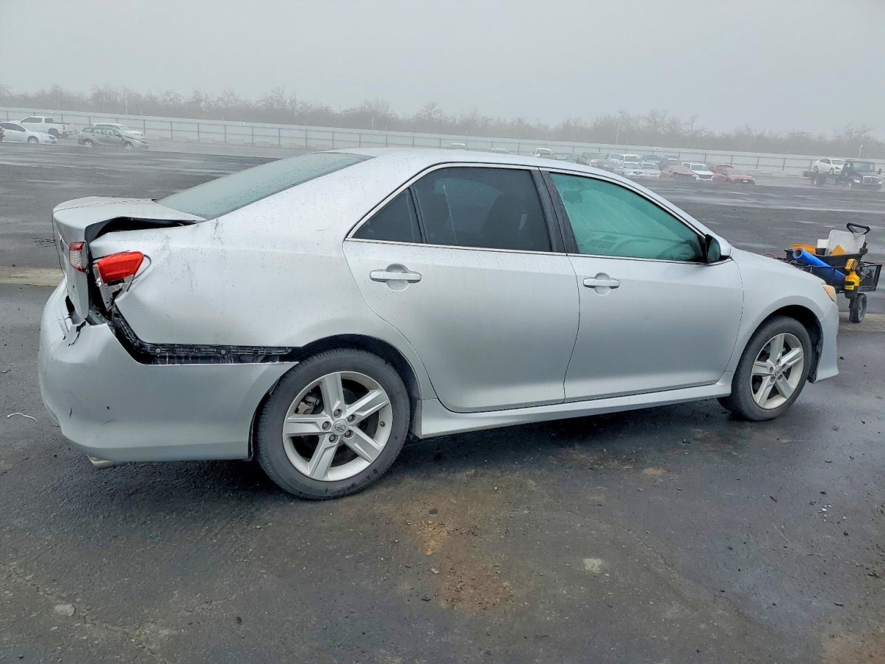 2014 TOYOTA CAMRY