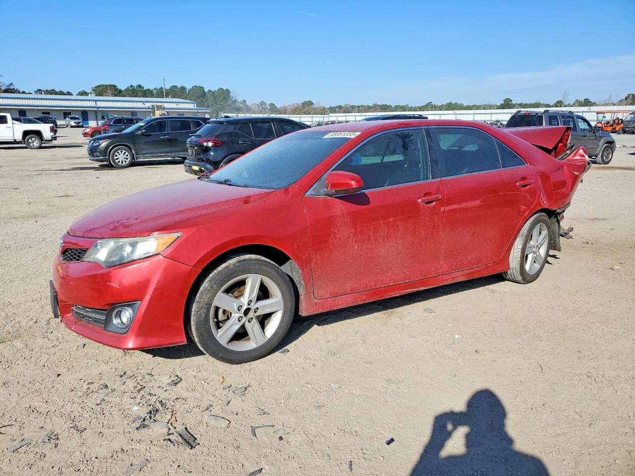 2013 TOYOTA CAMRY