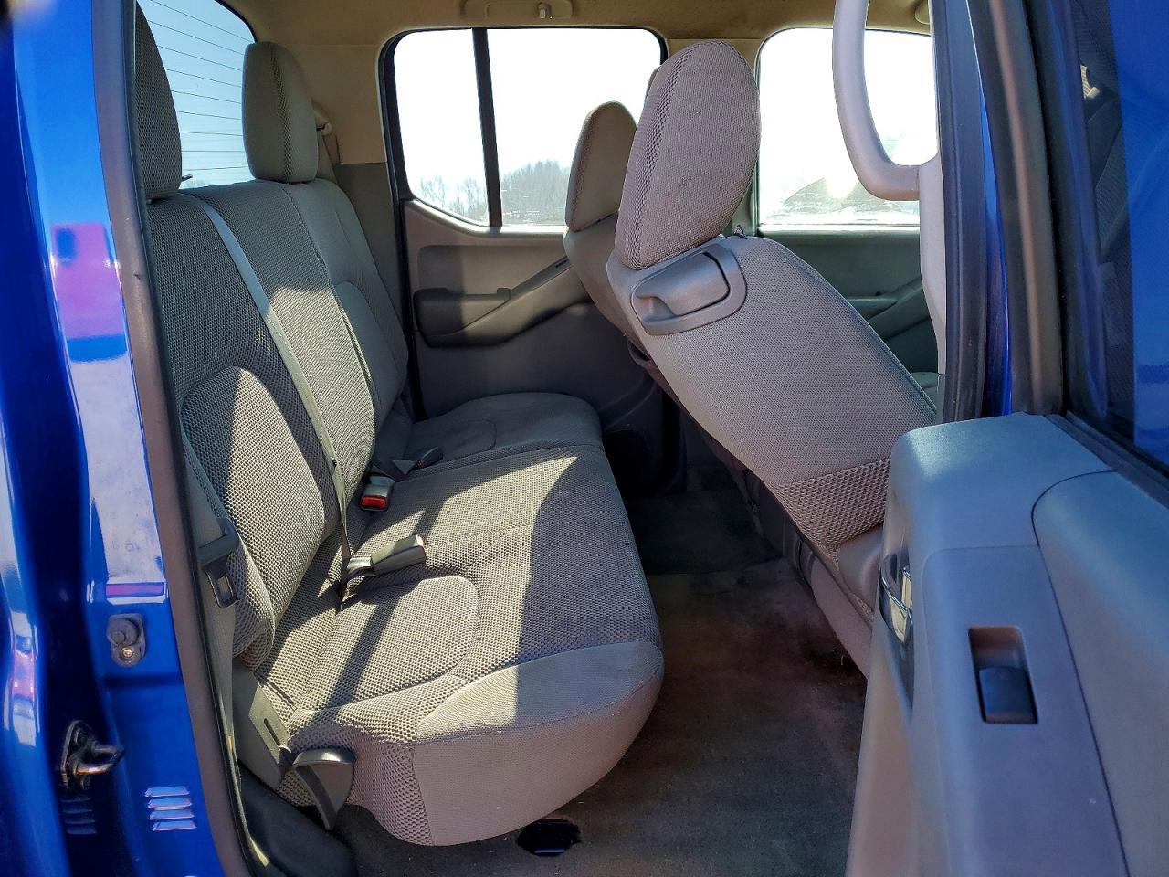 2013 NISSAN Frontier