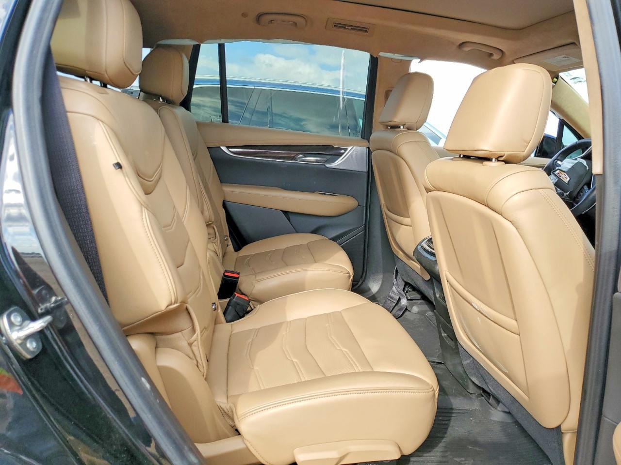 2024 CADILLAC XT6