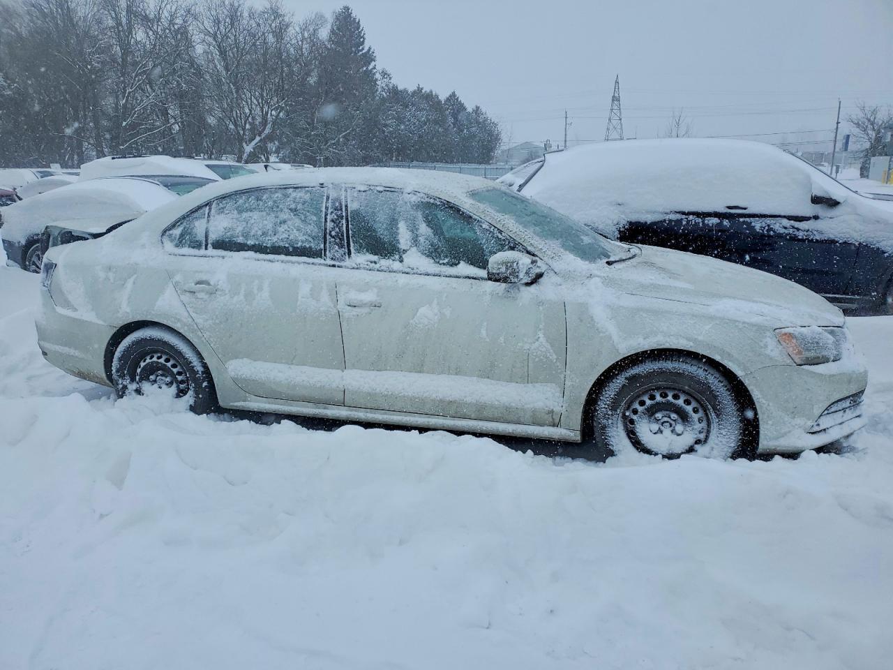 2016 VOLKSWAGEN JETTA