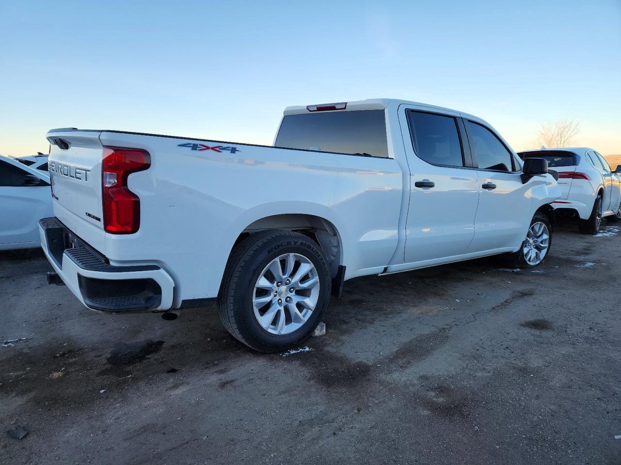 2021 CHEVROLET Silverado
