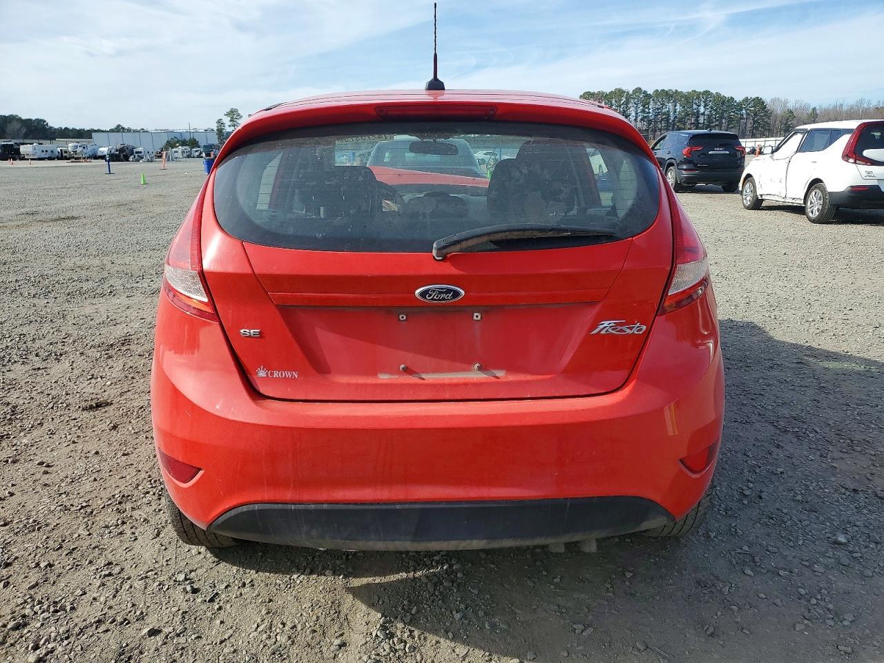 2013 FORD Fiesta