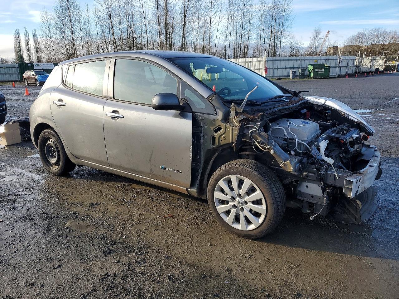 2014 NISSAN LEAF