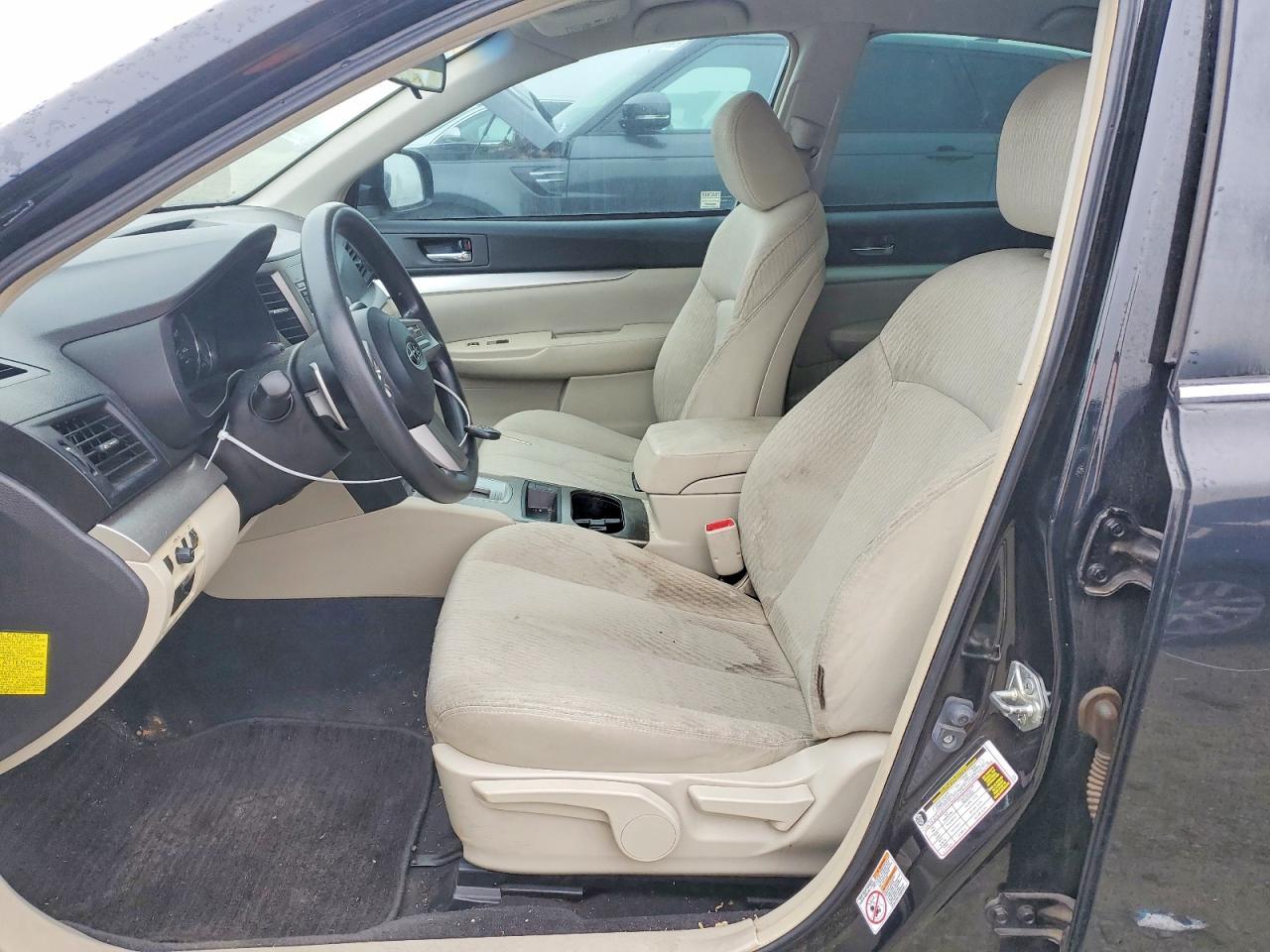 2011 SUBARU Legacy
