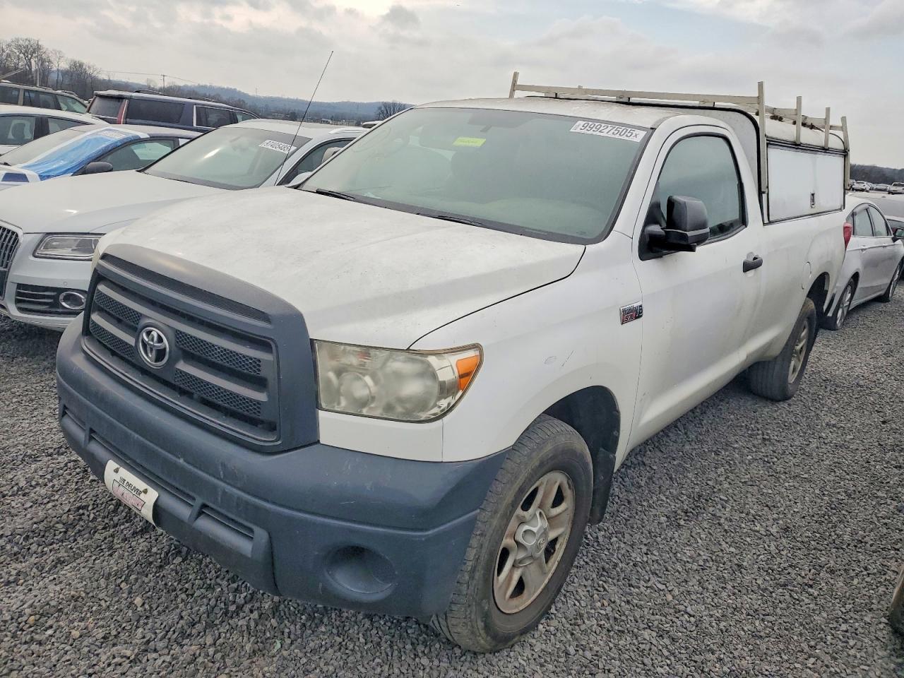 2011 TOYOTA TUNDRA
