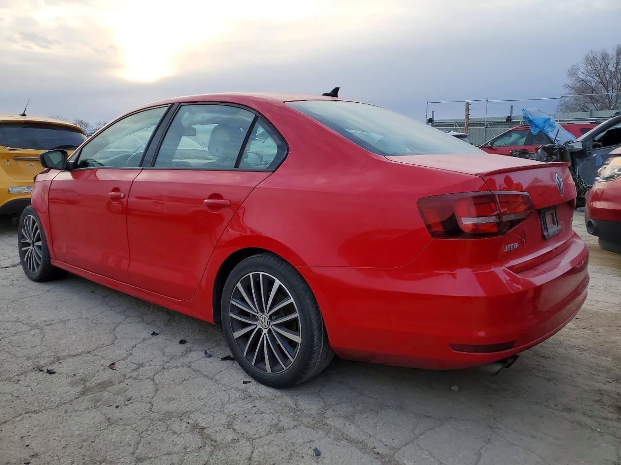 2016 VOLKSWAGEN JETTA