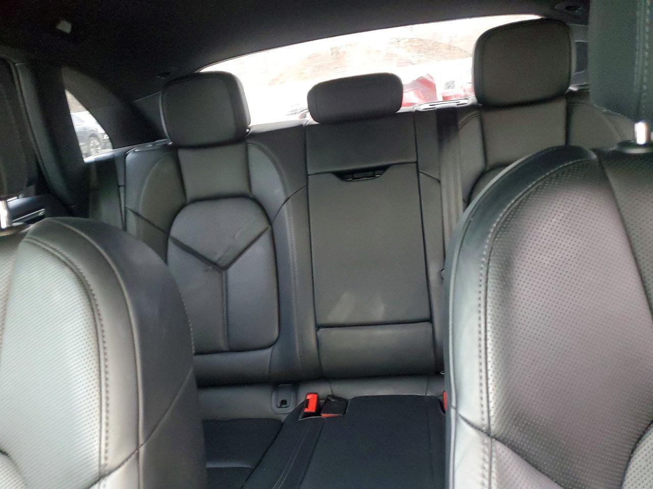 2021 PORSCHE Macan