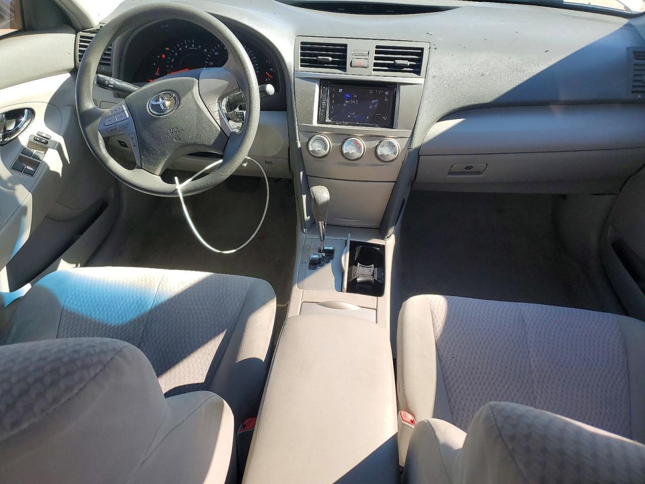 2010 TOYOTA CAMRY