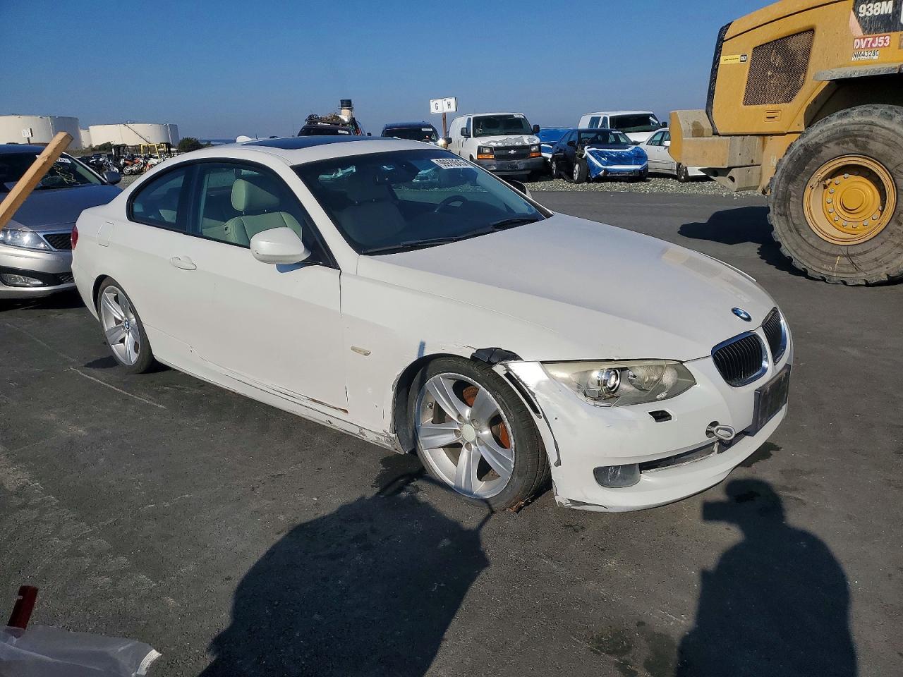 2011 BMW 3 SERIES