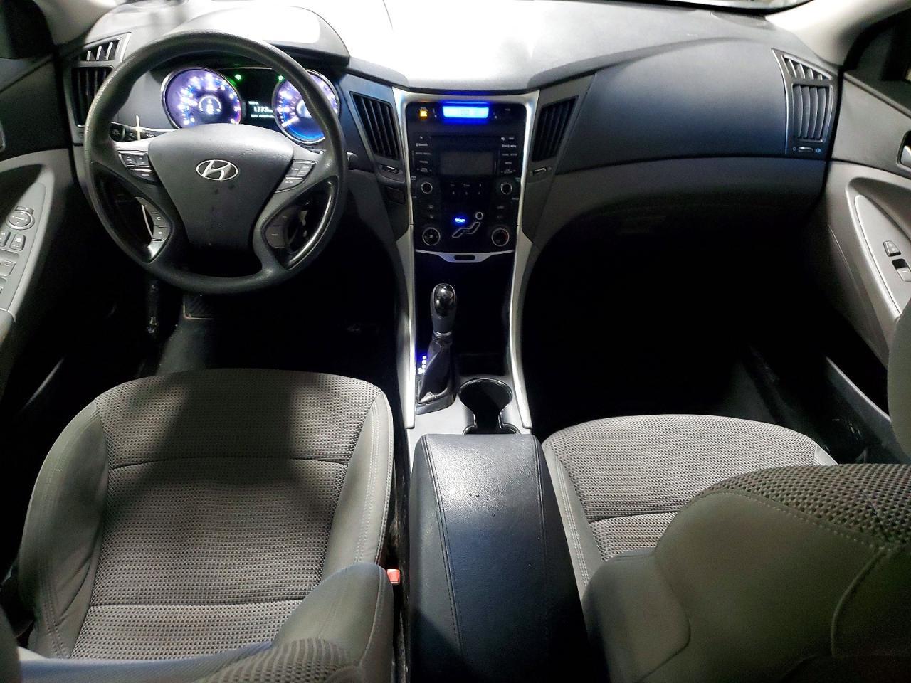 2013 HYUNDAI SONATA