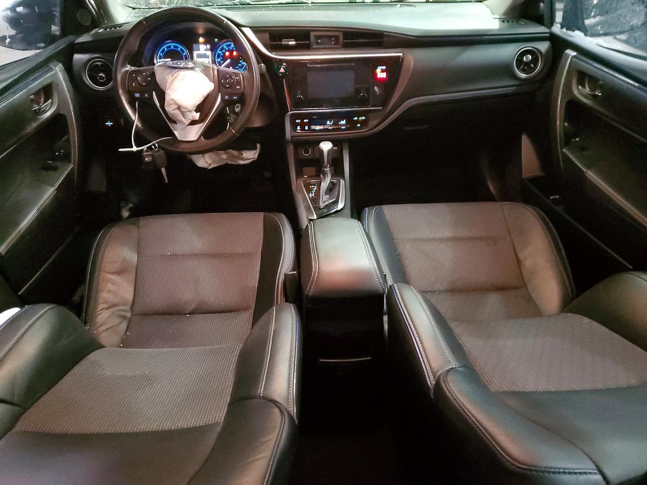 2019 TOYOTA COROLLA