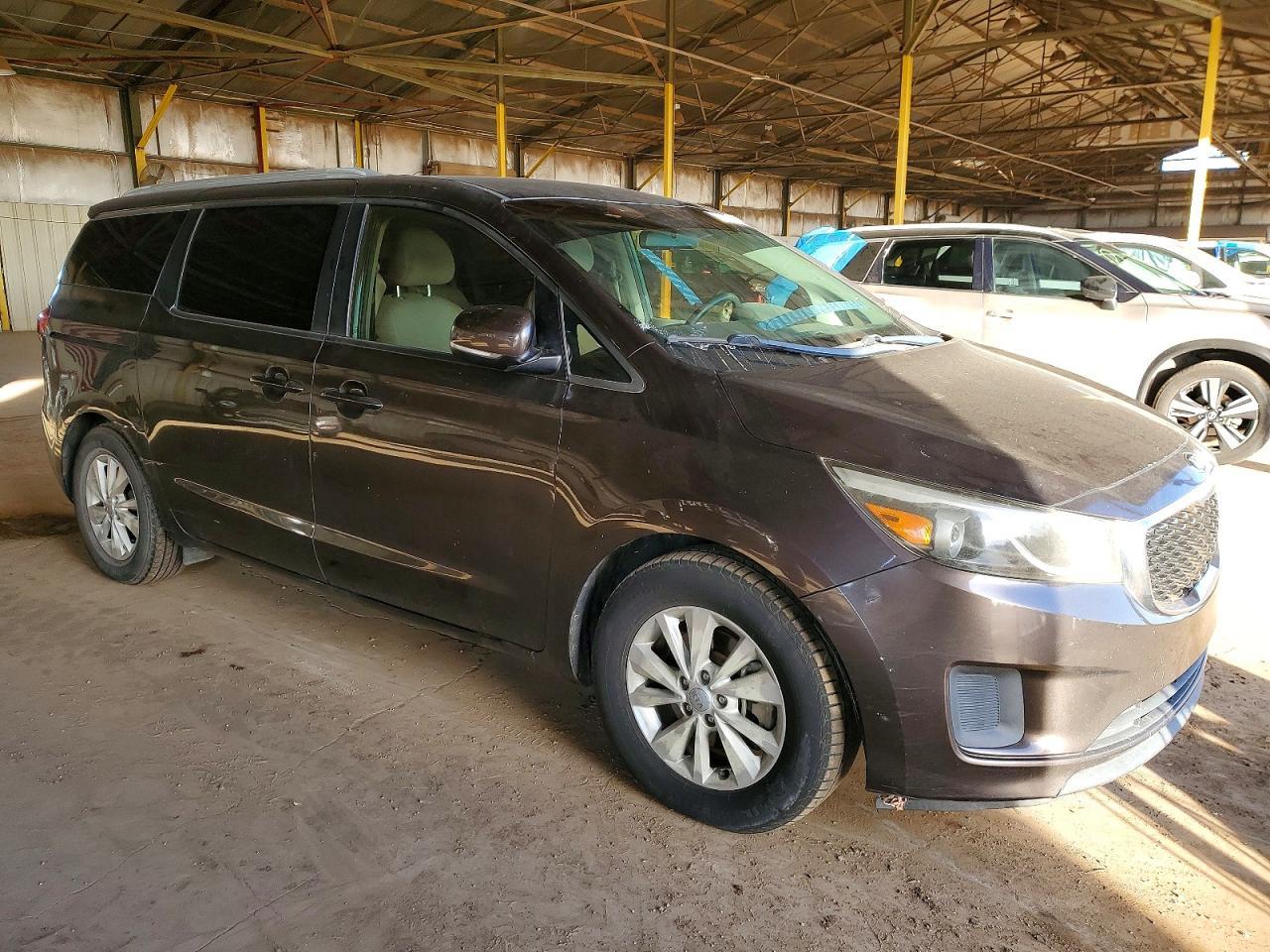 2015 KIA SEDONA