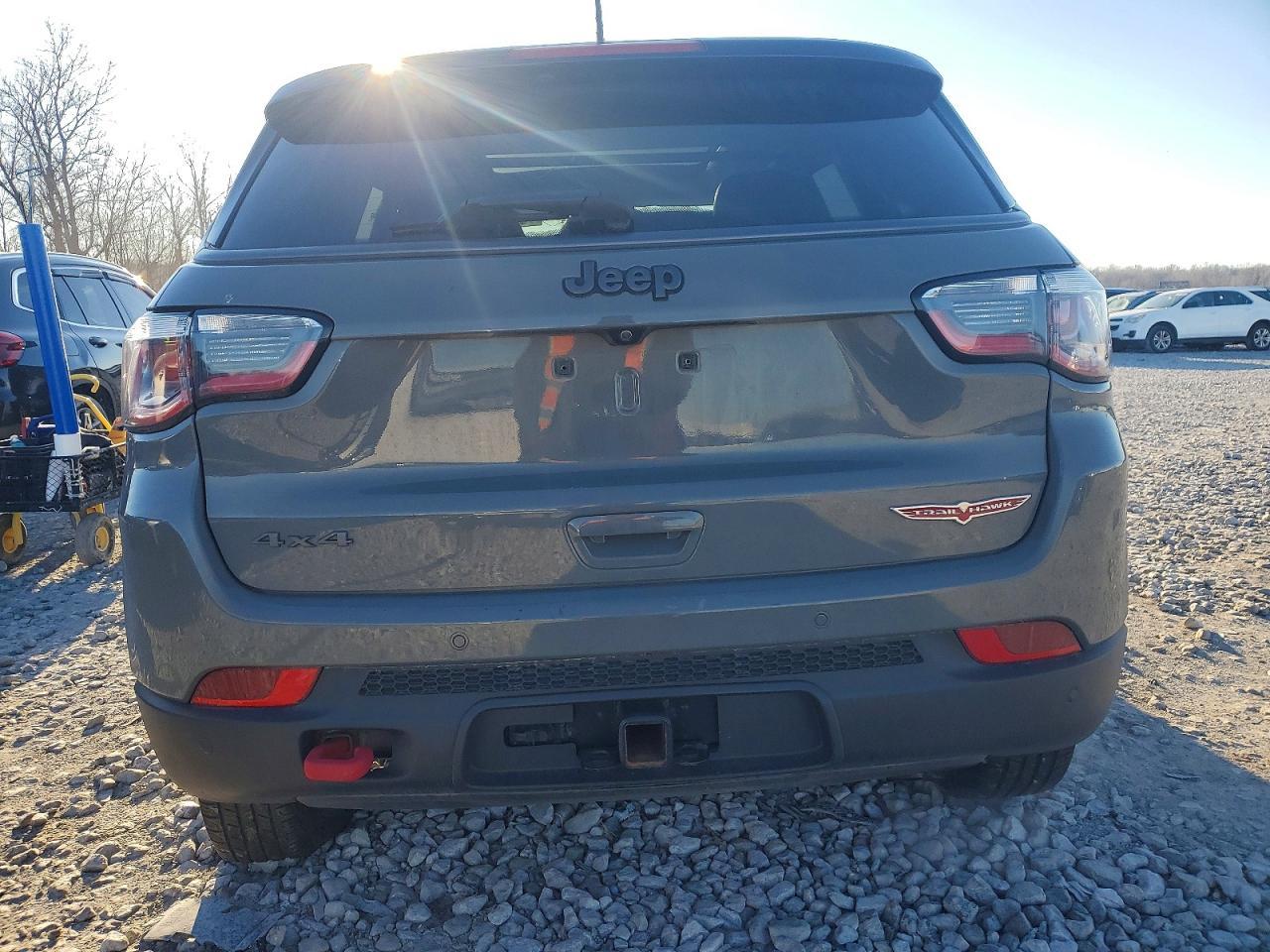 2021 JEEP Compass