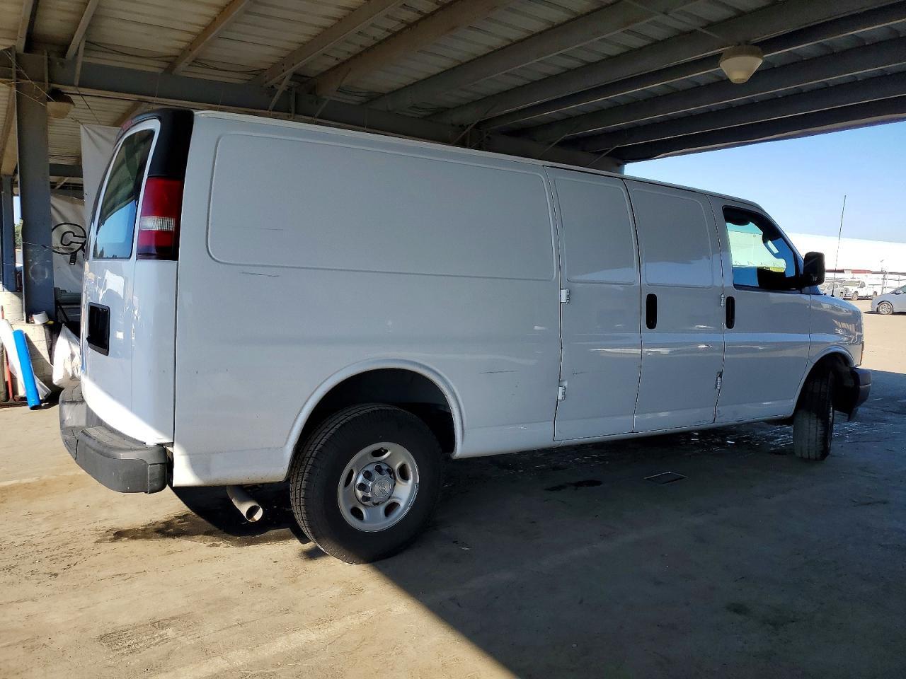 2018 CHEVROLET EXPRESS 2500