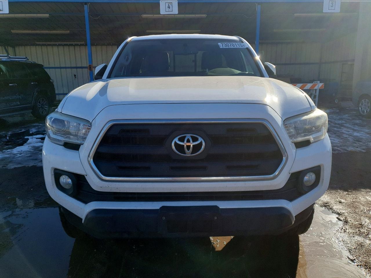 2017 TOYOTA TACOMA