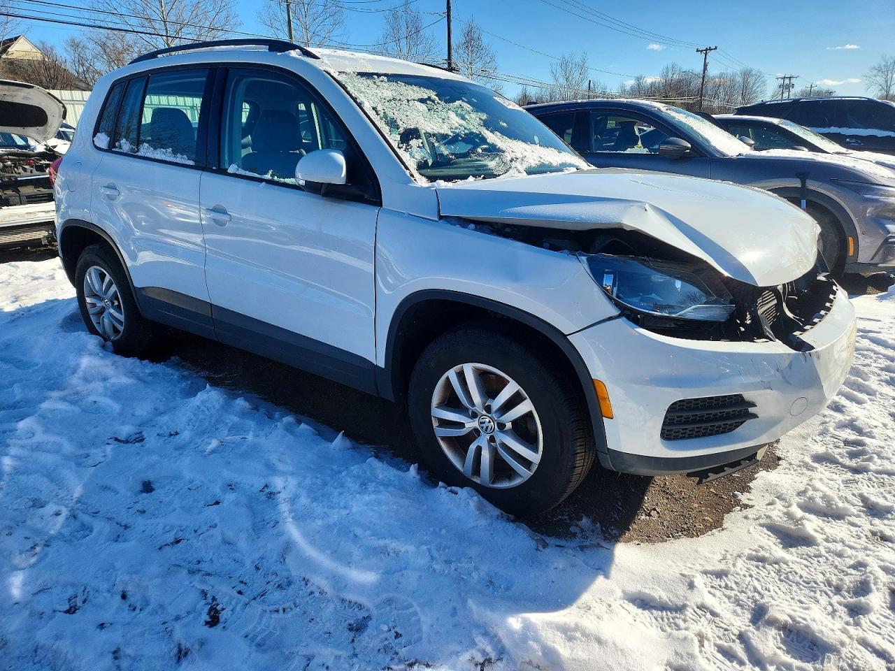 2016 VOLKSWAGEN TIGUAN