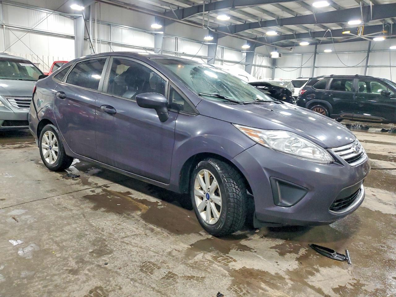 2012 FORD Fiesta