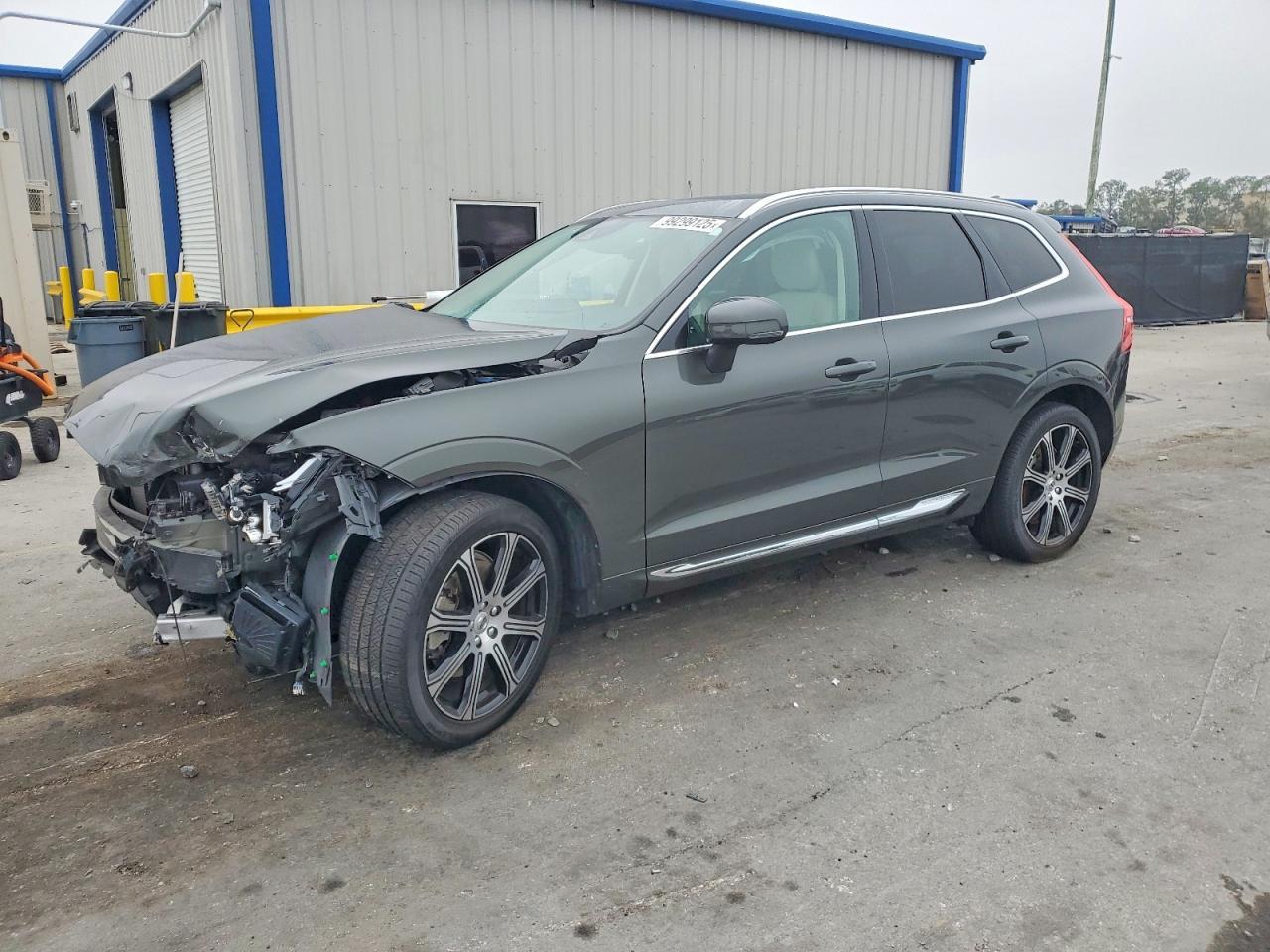 2019 VOLVO XC60
