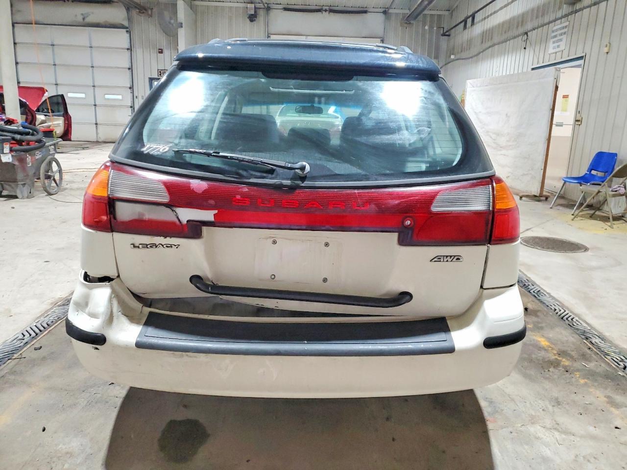 2004 SUBARU Legacy