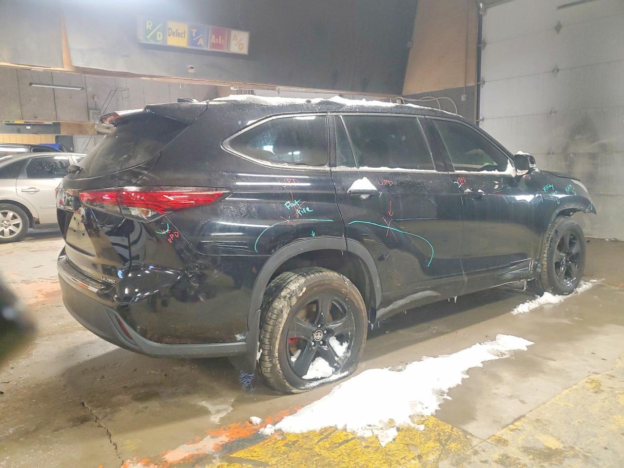 2021 TOYOTA HIGHLANDER