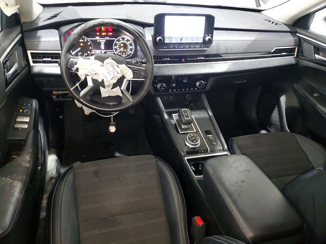 2024 MITSUBISHI outlander