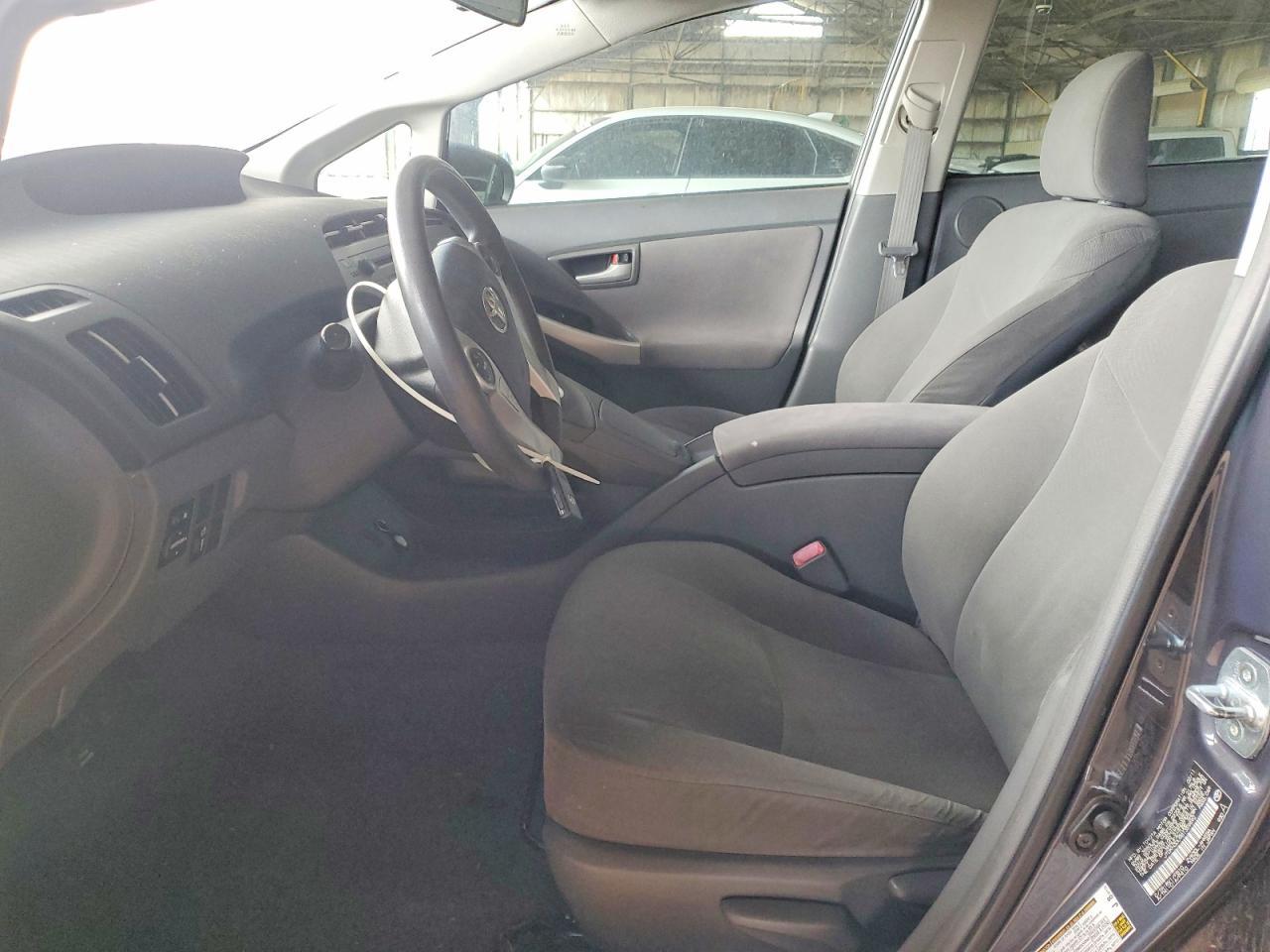 2011 TOYOTA PRIUS