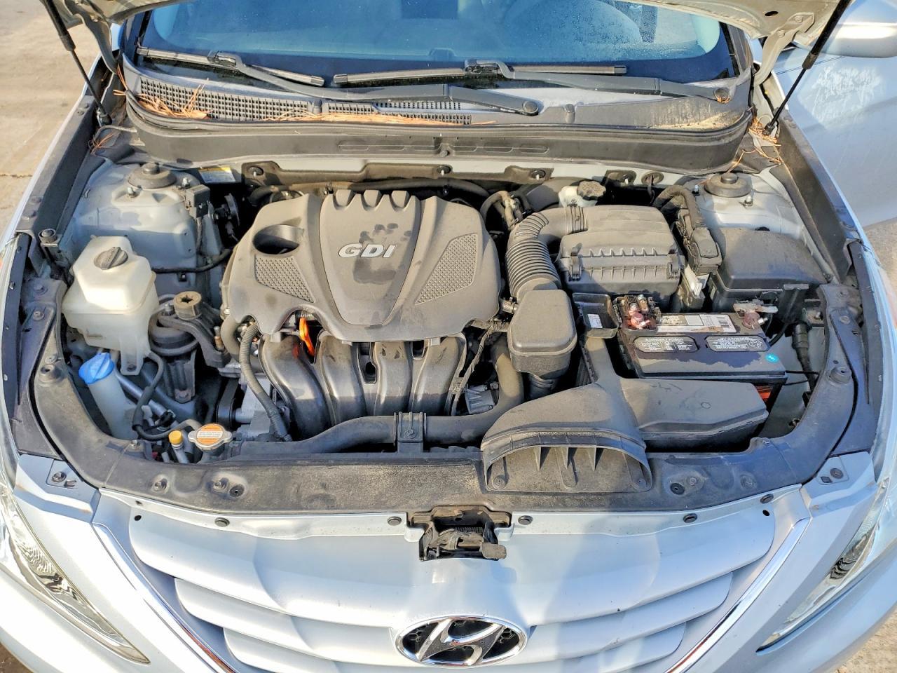 2011 HYUNDAI SONATA
