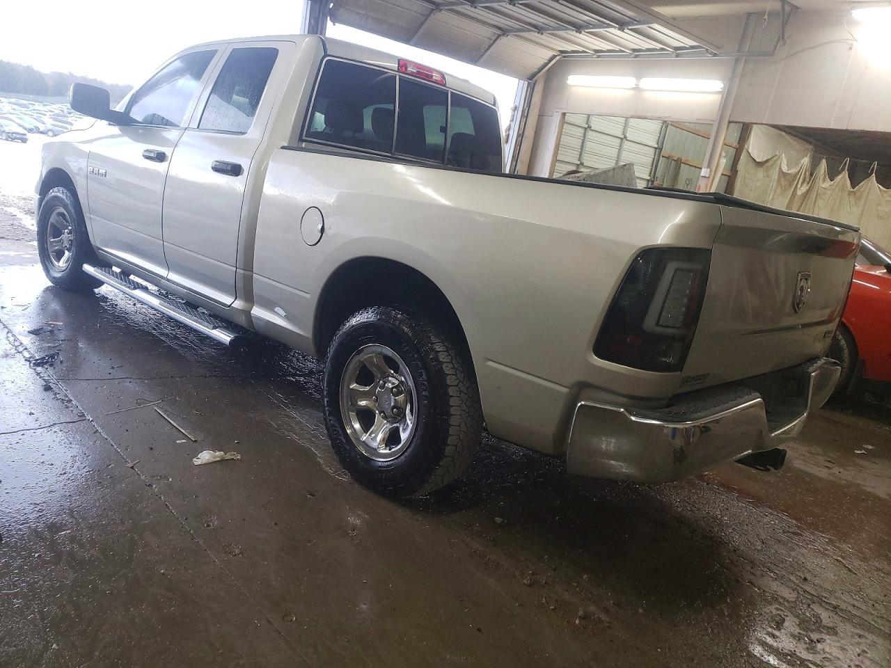 2010 DODGE RAM 1500