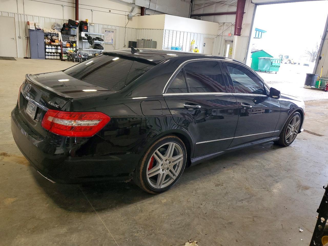 2010 MERCEDES-BENZ E-Class