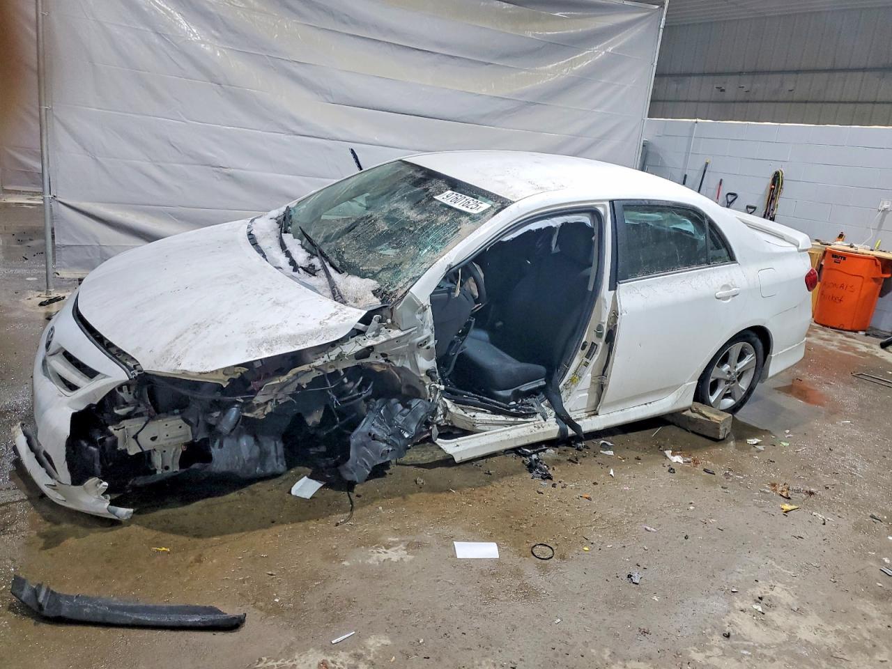 2013 TOYOTA COROLLA
