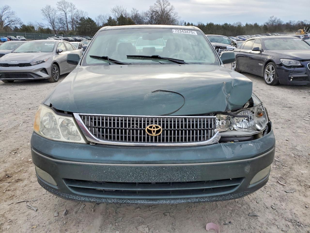 2001 TOYOTA Avalon