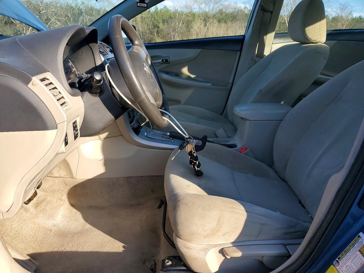 2013 TOYOTA COROLLA