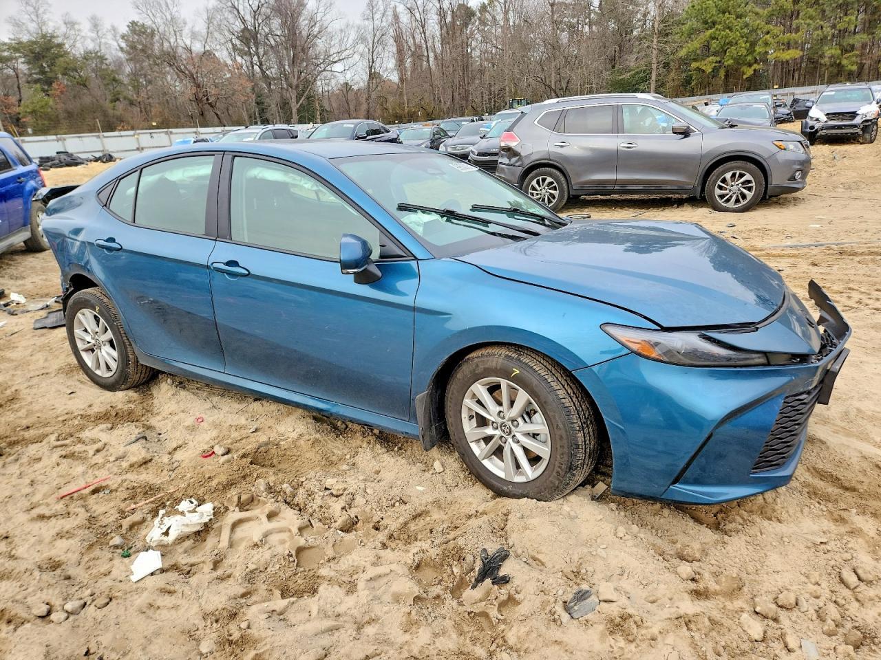 2025 TOYOTA CAMRY
